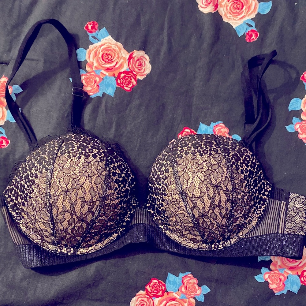 Victoria Secret bra